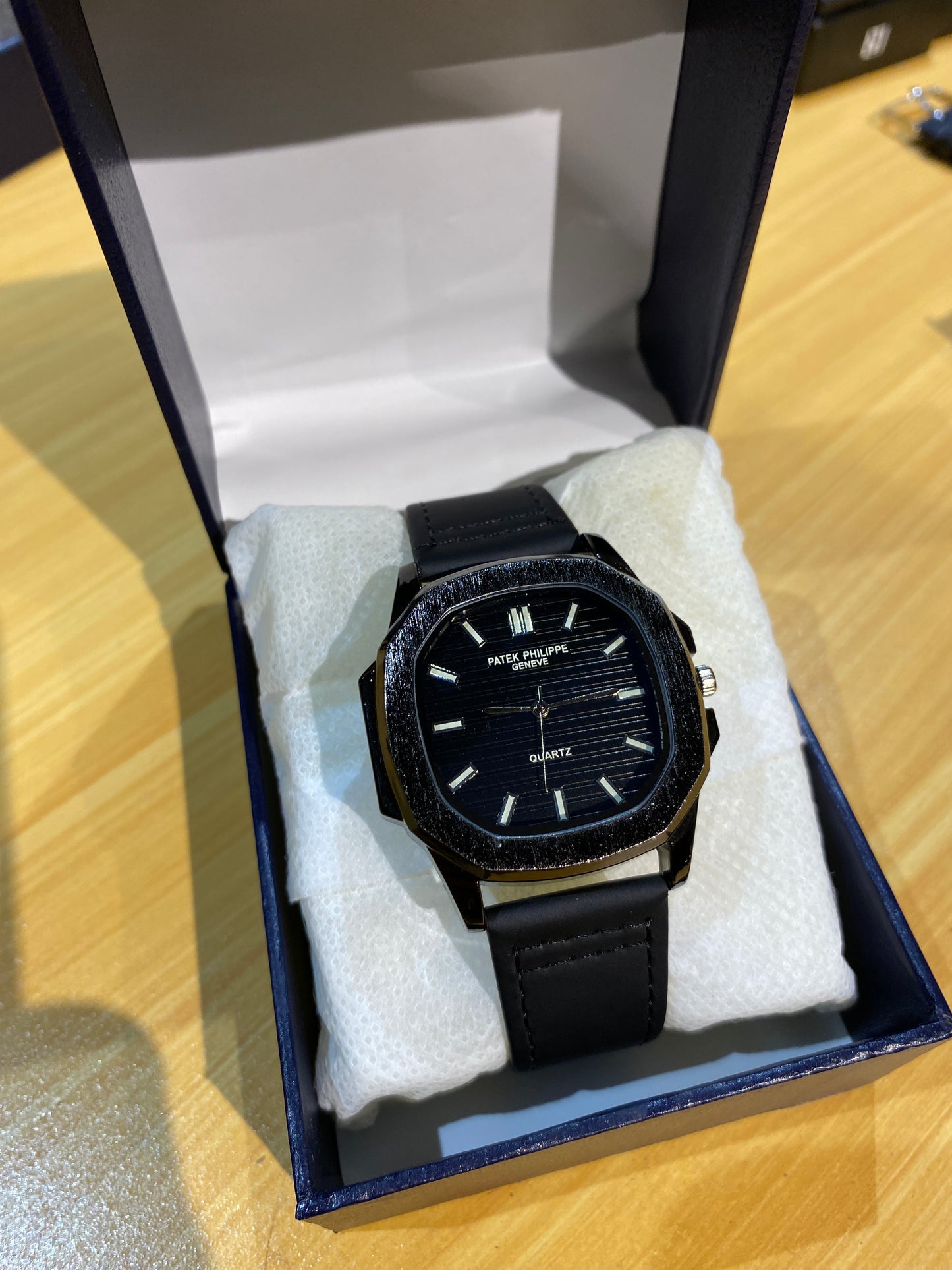 PATEK PHLIPPE GENEVE (BLACK)