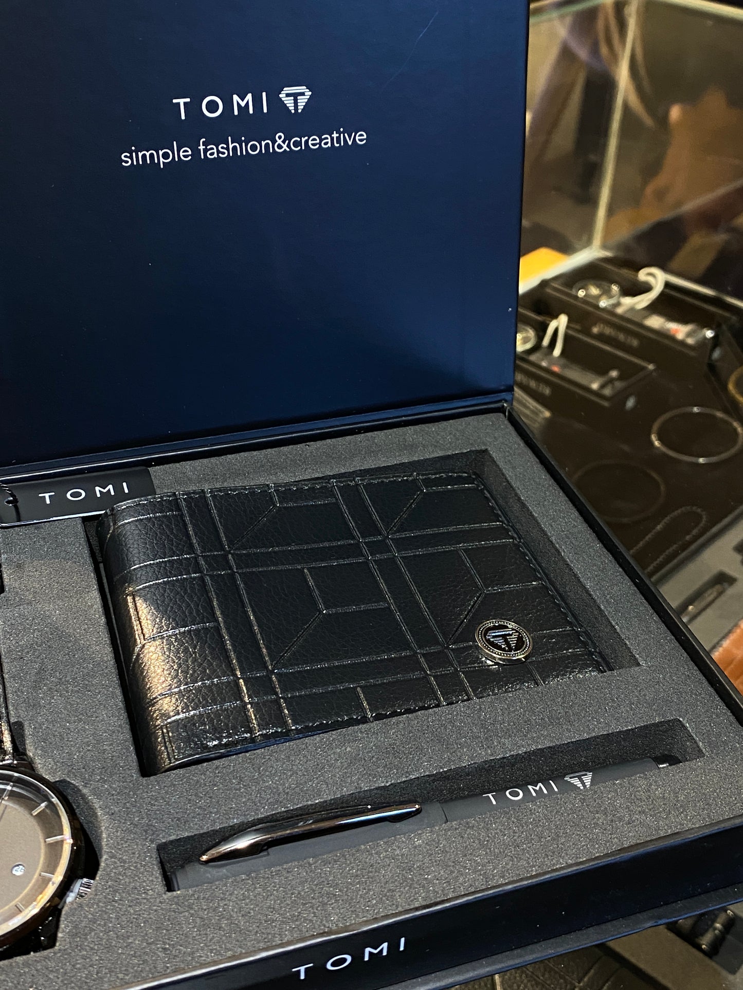 TOMI GIFTBOX