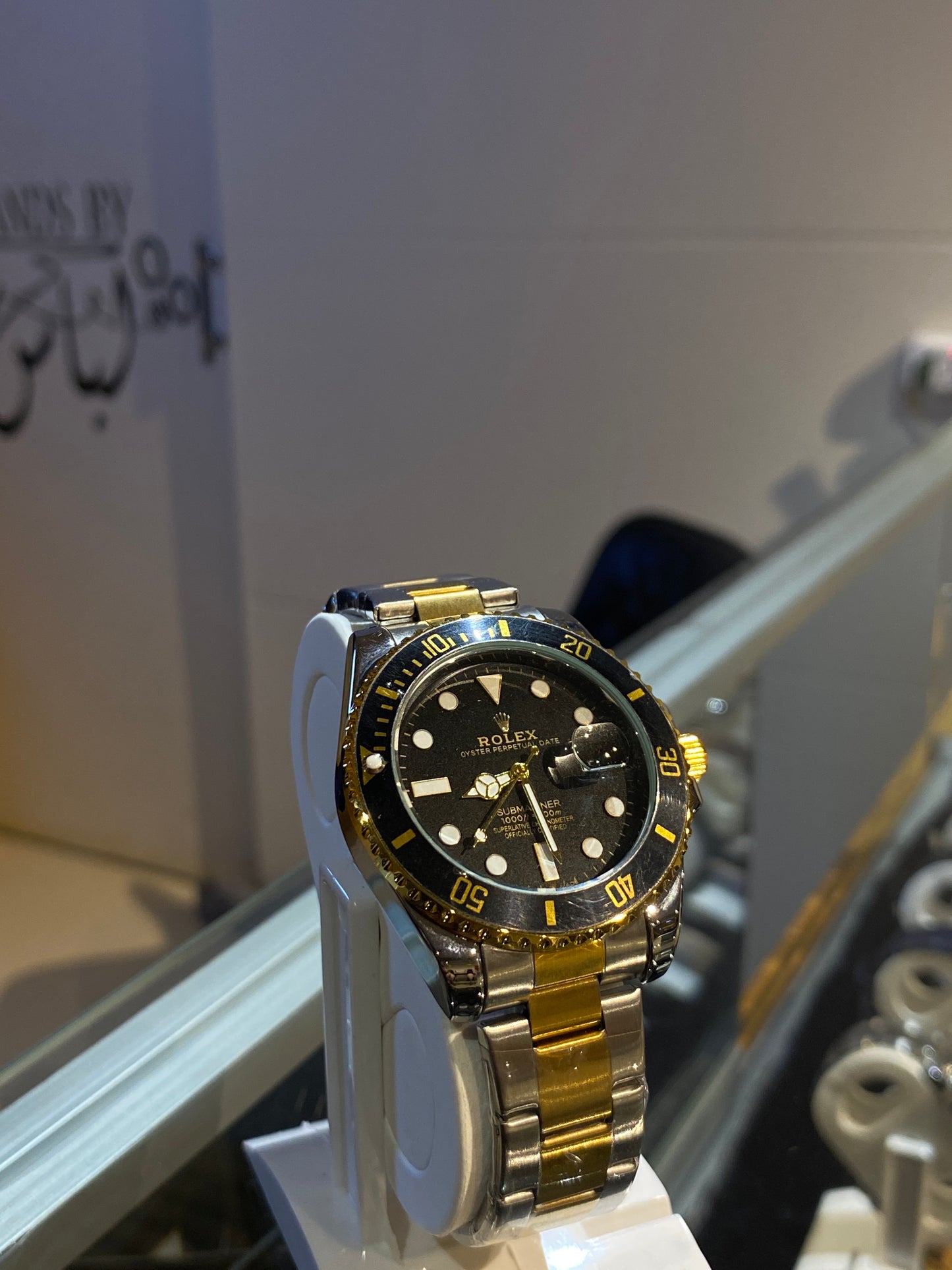 ROLEX (BLACK GOLD DIAL)
