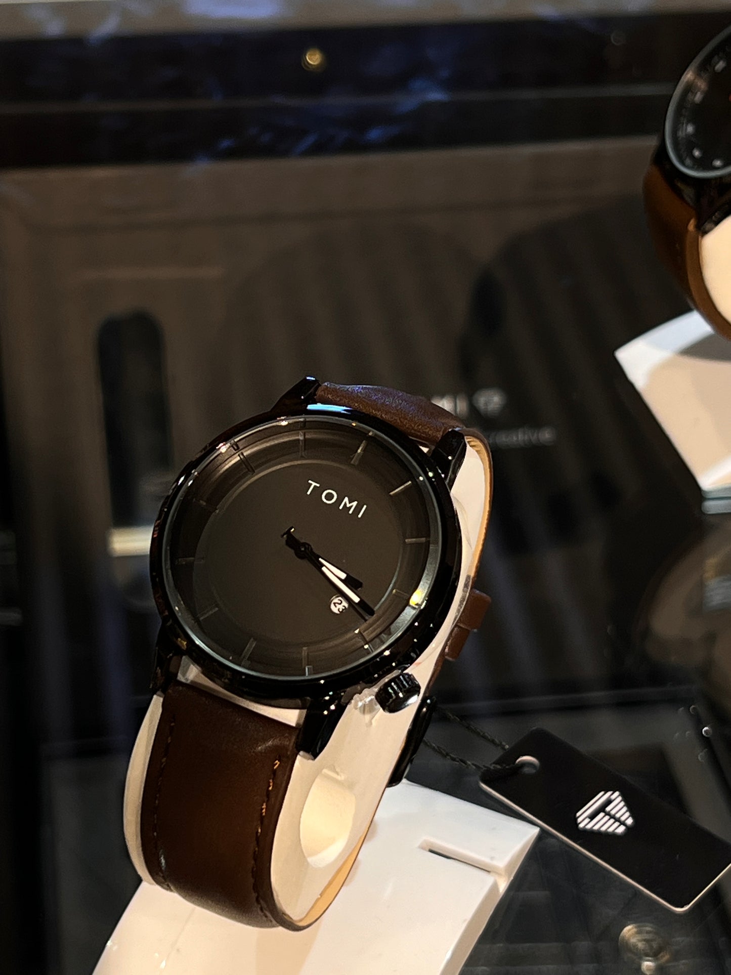 TOMI LEATHER STRAPS