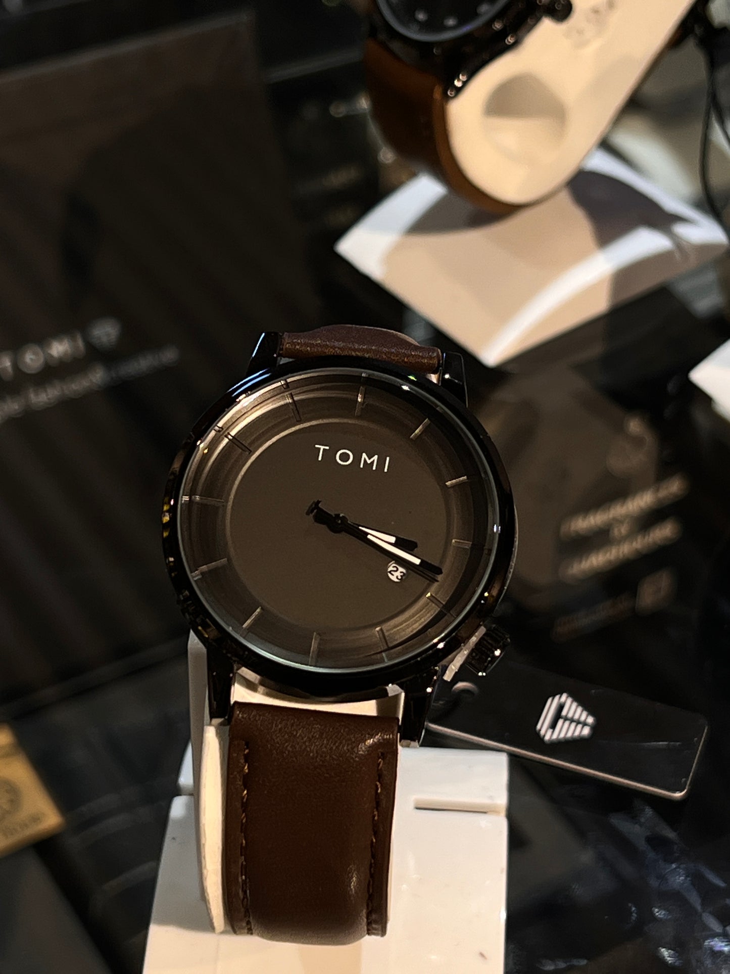 TOMI LEATHER STRAPS