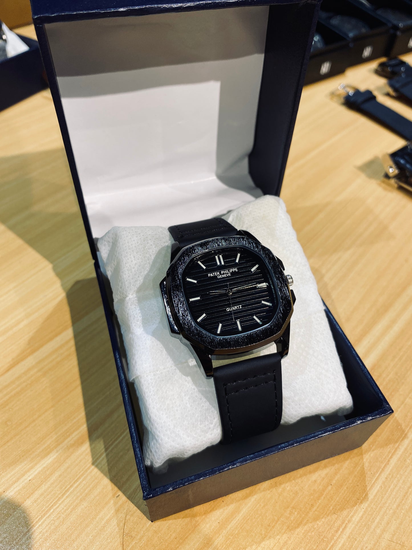 PATEK PHLIPPE GENEVE (BLACK)