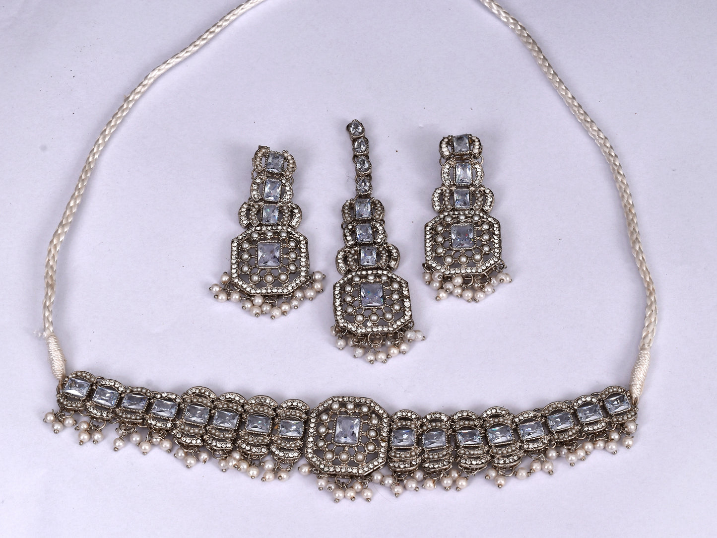 CRUSHED STONE CHOKER SET