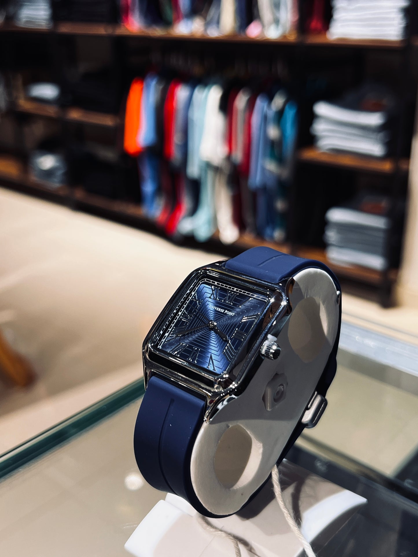 UNIVERSE POINT (MAGNETIC STRAP)
