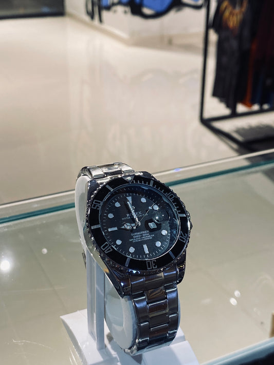 ROLEX (SILVER BLACK DIAL)