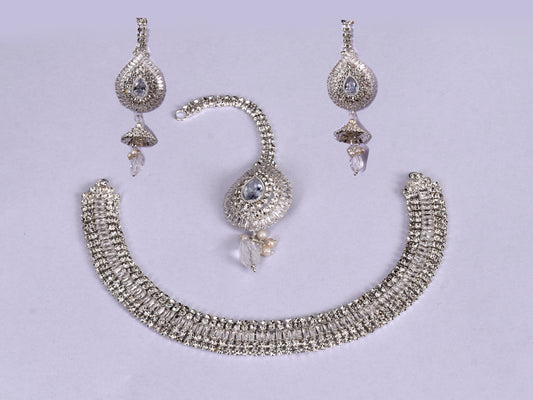 ELEGANT NECKLACE SET